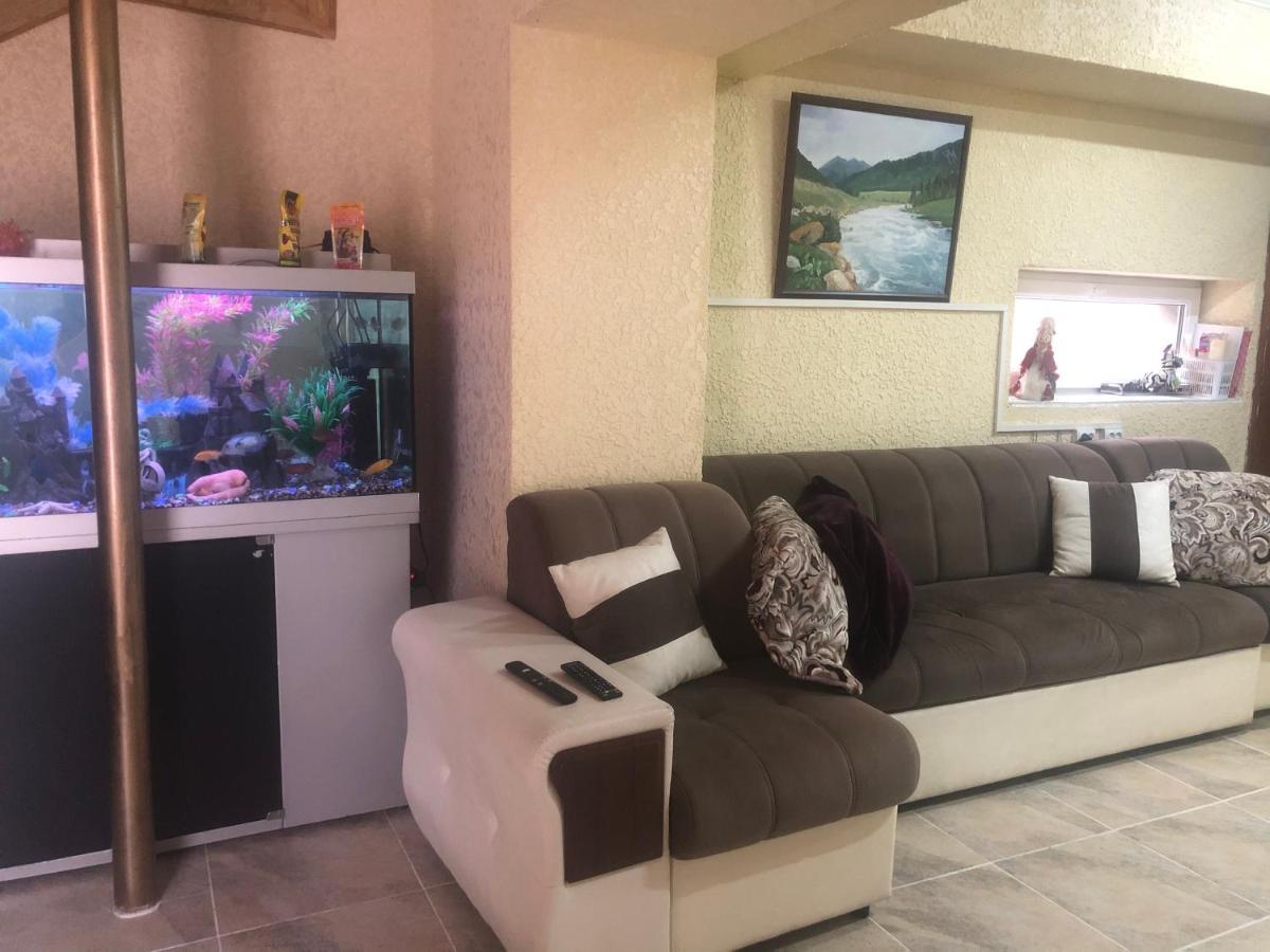 Sweet Home Hostel Μπισκέκ Εξωτερικό φωτογραφία
