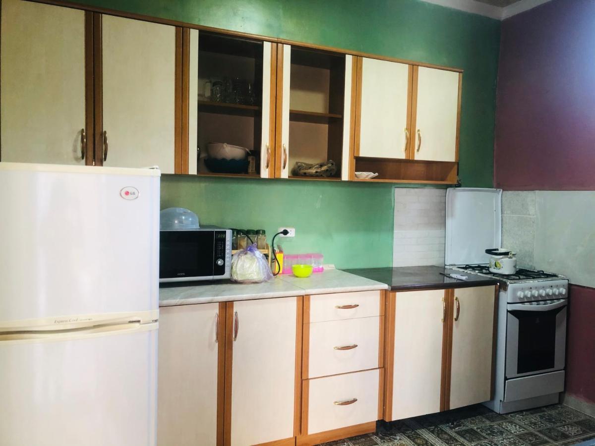 Sweet Home Hostel Μπισκέκ Εξωτερικό φωτογραφία