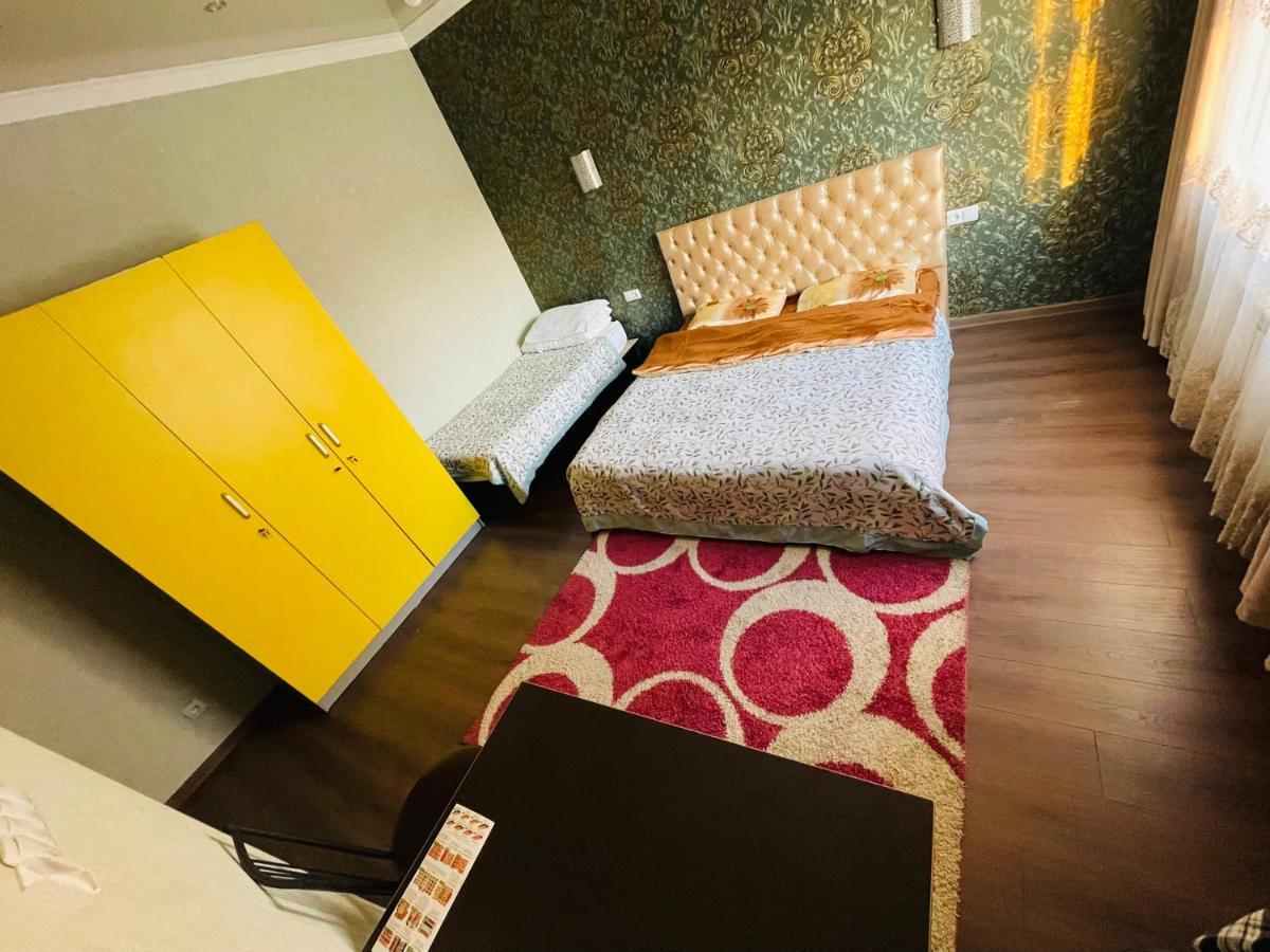 Sweet Home Hostel Μπισκέκ Εξωτερικό φωτογραφία