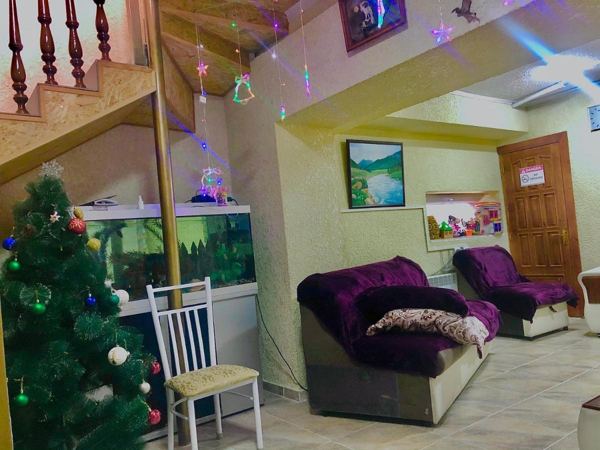 Sweet Home Hostel Μπισκέκ Εξωτερικό φωτογραφία