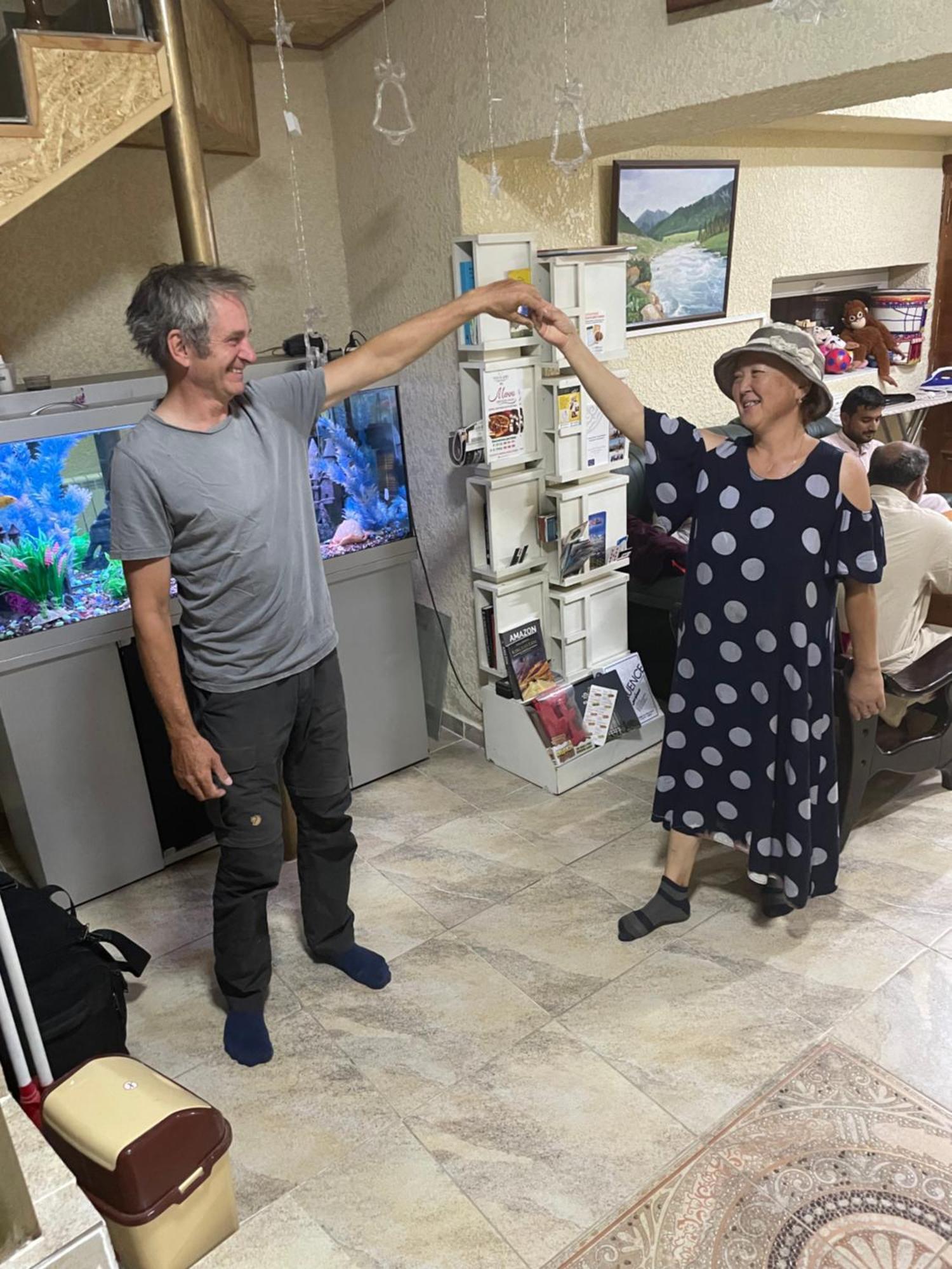 Sweet Home Hostel Μπισκέκ Εξωτερικό φωτογραφία