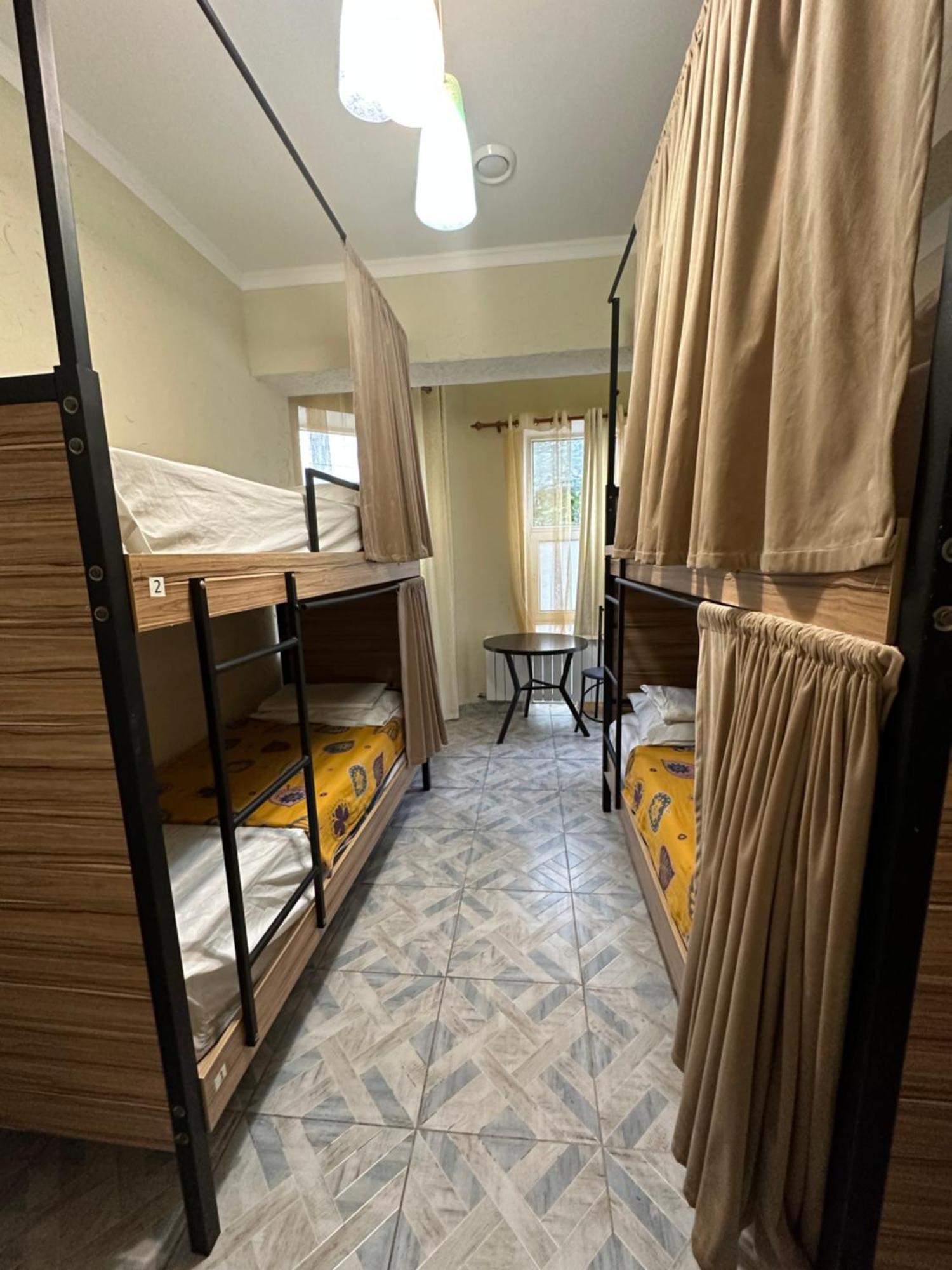 Sweet Home Hostel Μπισκέκ Εξωτερικό φωτογραφία